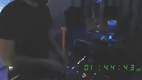 Dj Cameleon online show from February 8, 2025, 1:43 am