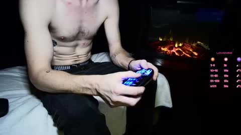 Snapshot of thecarrguyy chatting on November 1, 2025, 4:14 am Thatcarrguyy online show from November 1, 2025, 4:14 am