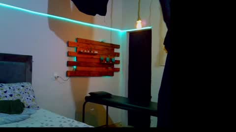 Snapshot of thecouplehavingall chatting on March 3, 2025, 12:37 am thecouplehavingall online show from March 3, 2025, 12:37 am