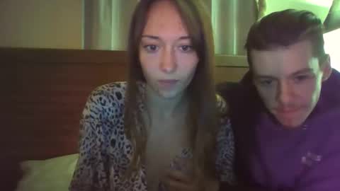 thecouplenextfloor online show from November 9, 2025, 5:06 am