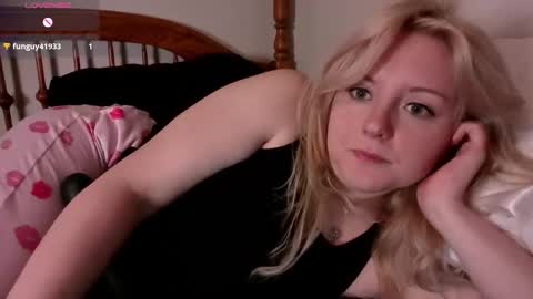 Kassandra Grant online show from May 7, 2026, 4:18 am