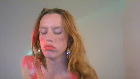 Snapshot of thedollxxxperience chatting on December 1, 2024, 7:36 pm Yolanda online show from December 1, 2024, 7:36 pm