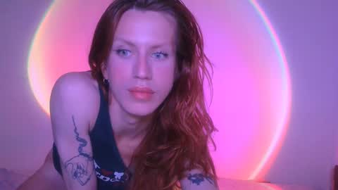 Snapshot of thedollxxxperience chatting on January 3, 2025, 12:33 am Yolanda online show from January 3, 2025, 12:33 am