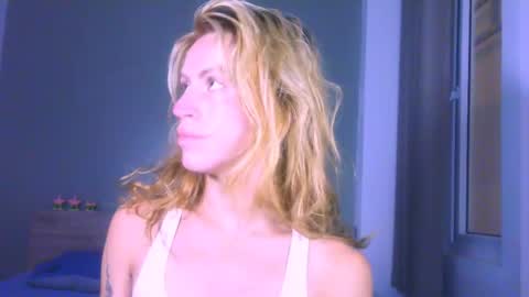 Snapshot of thedollxxxperience chatting on May 28, 2026, 1:58 am Yolanda online show from May 28, 2026, 1:58 am