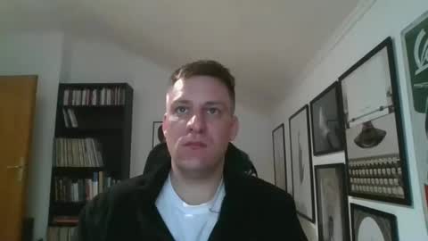 Snapshot of thedon2123 chatting on February 26, 2025, 6:21 pm thedon2123 online show from February 26, 2025, 6:21 pm