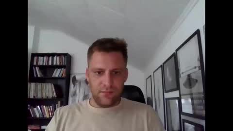 Snapshot of thedon2123 chatting on September 25, 2025, 3:38 pm thedon2123 online show from September 25, 2025, 3:38 pm