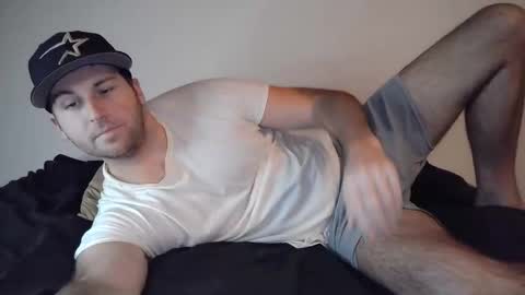 Theetwohander online show from December 14, 2025, 5:46 am