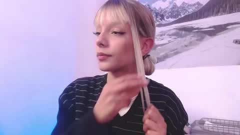 Snapshot of thegodmother_gh chatting on December 23, 2025, 3:26 am Peyton online show from December 23, 2025, 3:26 am