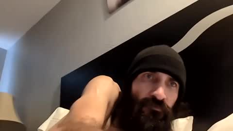 Snapshot of theh4iryfi5h chatting on February 25, 2026, 9:57 pm theh4iryfi5h online show from February 25, 2026, 9:57 pm