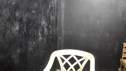 Snapshot of thehugecomeback chatting on March 5, 2025, 5:50 pm Xerxis online show from March 5, 2025, 5:50 pm