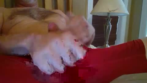 thehunggiver online show from September 11, 2025, 10:43 pm