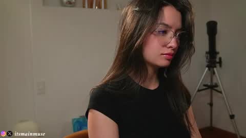 Iris online show from April 25, 2026, 11:02 pm