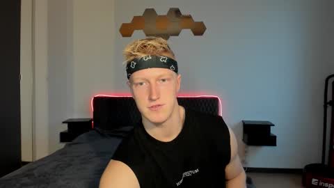 Snapshot of thejacob_d chatting on November 25, 2025, 1:22 pm thejacob_d online show from November 25, 2025, 1:22 pm