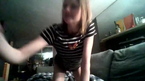 Snapshot of thelovecreep chatting on January 28, 2025, 7:22 am lovecreep online show from January 28, 2025, 7:22 am