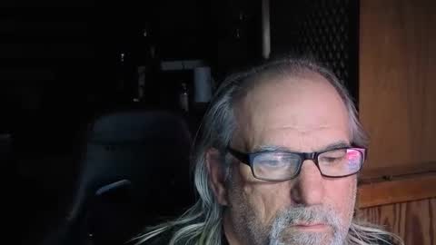themasseure1 online show from April 22, 2026, 9:33 am