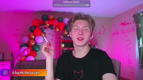 Snapshot of themikesever chatting on December 16, 2024, 7:15 am Sever online show from December 16, 2024, 7:15 am