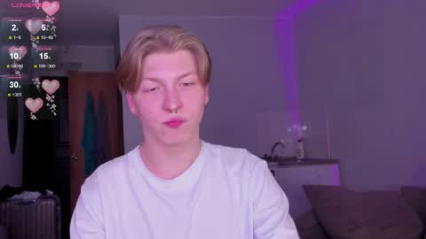 Snapshot of themikesever chatting on December 22, 2025, 1:19 pm Sever online show from December 22, 2025, 1:19 pm