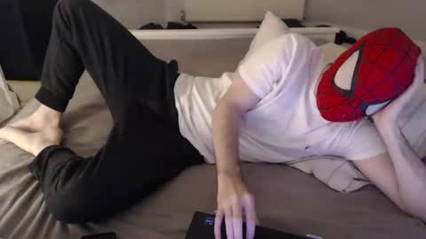 Snapshot of thenakedspidey chatting on November 17, 2025, 1:55 am thenakedspidey online show from November 17, 2025, 1:55 am