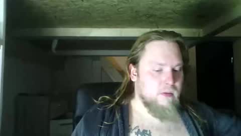 Snapshot of thenewdude1992 chatting on February 9, 2025, 7:30 pm thenewdude1992 online show from February 9, 2025, 7:30 pm