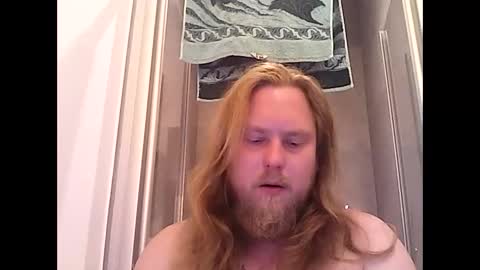 Snapshot of thenewdude1992 chatting on October 1, 2025, 11:00 pm thenewdude1992 online show from October 1, 2025, 11:00 pm