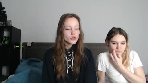 Kristina online show from December 22, 2025, 9:39 am