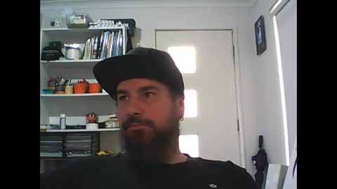 Snapshot of theozbeardguy chatting on February 18, 2025, 3:53 am aussiebeard online show from February 18, 2025, 3:53 am