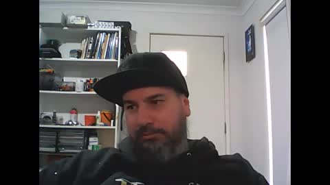 Snapshot of theozbeardguy chatting on October 1, 2025, 2:17 am aussiebeard online show from October 1, 2025, 2:17 am