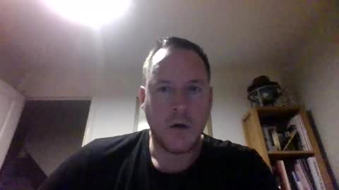 Snapshot of thepigboy chatting on January 16, 2026, 10:14 pm thepigboy online show from January 16, 2026, 10:14 pm