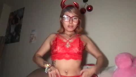 Snapshot of therain222 chatting on October 31, 2025, 7:31 am therain222 online show from October 31, 2025, 7:31 am