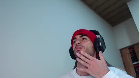 Santiago Enrique online show from February 12, 2026, 4:40 am