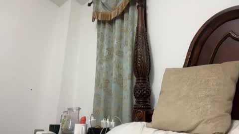 Snapshot of therealcamilabaddie chatting on February 14, 2025, 7:59 am therealcamilabaddie online show from February 14, 2025, 7:59 am