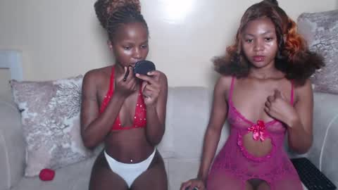 Snapshot of therealdesire chatting on May 17, 2026, 5:16 am therealdesire online show from May 17, 2026, 5:16 am