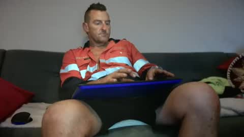 Snapshot of therealkurva4u chatting on January 5, 2025, 10:50 pm therealkurva4u online show from January 5, 2025, 10:50 pm