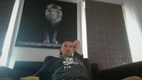 Snapshot of therealkurva4u chatting on January 20, 2025, 8:40 pm therealkurva4u online show from January 20, 2025, 8:40 pm