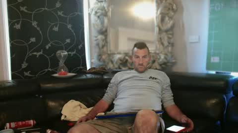 Snapshot of therealkurva4u chatting on February 17, 2025, 9:19 pm therealkurva4u online show from February 17, 2025, 9:19 pm