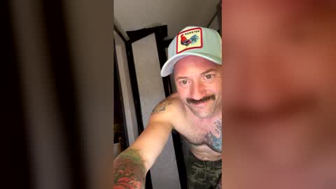 Snapshot of therealmattyice chatting on June 9, 2026, 4:57 am therealmattyice online show from June 9, 2026, 4:57 am