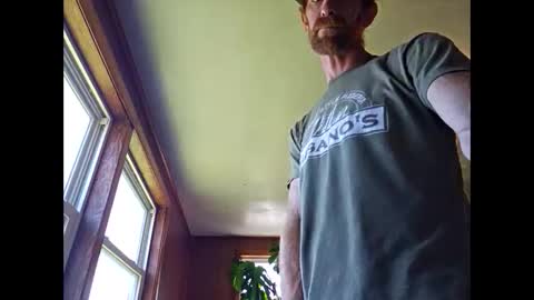 Snapshot of therizzler_1_of_1 chatting on October 5, 2025, 5:44 pm therizzler_1_of_1 online show from October 5, 2025, 5:44 pm