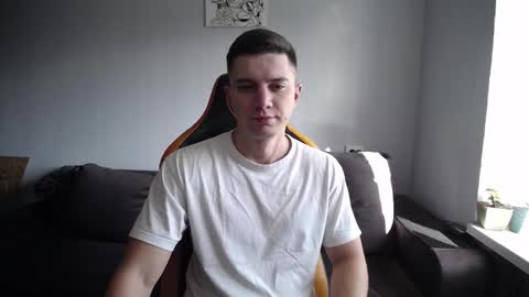 Snapshot of theroadtomars chatting on October 26, 2025, 8:09 am Nick online show from October 26, 2025, 8:09 am