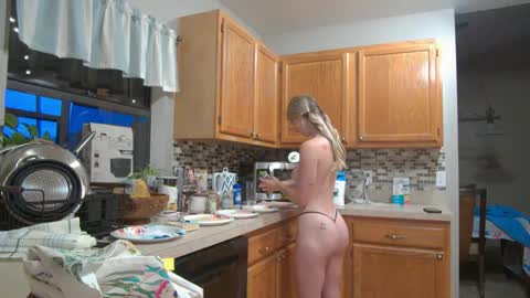 therosiecheeks online show from May 29, 2026, 12:19 am