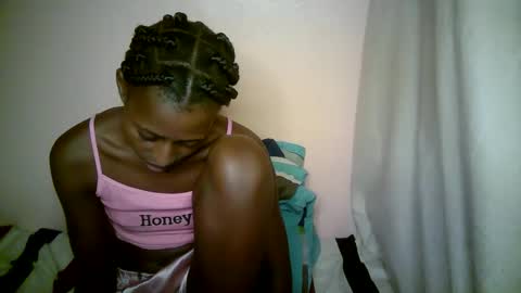 hearty online show from September 19, 2025, 5:57 pm