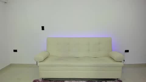 Thesensual girls online show from March 9, 2025, 1:14 am