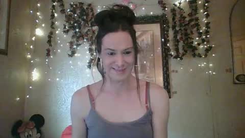 Snapshot of thesillymillie chatting on February 3, 2026, 7:08 pm sillymillie0 online show from February 3, 2026, 7:08 pm