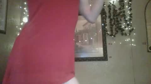 Snapshot of thesillymillie chatting on February 11, 2026, 3:50 pm sillymillie0 online show from February 11, 2026, 3:50 pm