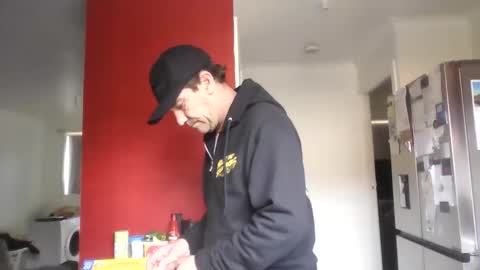 thestardad394997 online show from April 15, 2026, 1:12 am