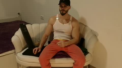 Snapshot of thetop200 chatting on February 14, 2026, 6:04 pm TheTop online show from February 14, 2026, 6:04 pm