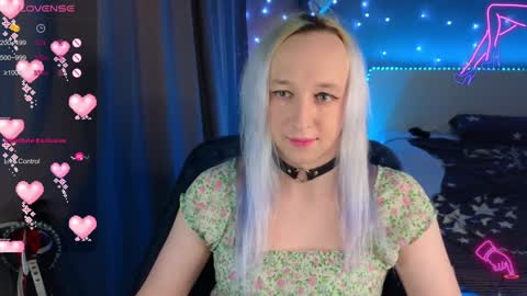 Snapshot of thetrixy chatting on February 8, 2025, 11:45 pm The Great And Powerful Trixie online show from February 8, 2025, 11:45 pm