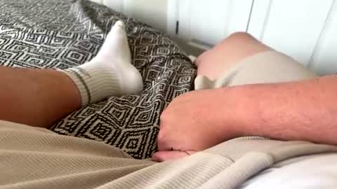 theukhusband online show from June 24, 2026, 12:15 pm