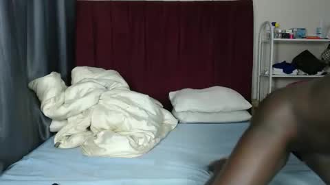 Snapshot of thewetpie chatting on October 28, 2025, 1:31 am thewetpie online show from October 28, 2025, 1:31 am