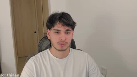 thiaan__ online show from November 18, 2025, 11:15 pm