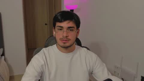 thiaan__ online show from August 7, 2026, 12:34 am